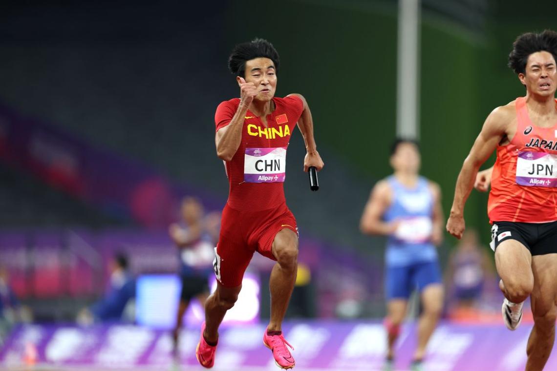 2004年奥运会男子100米冠军