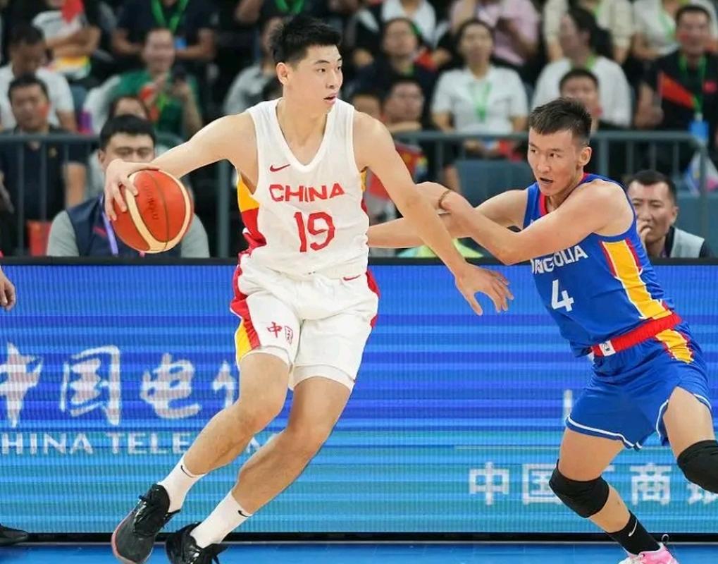 中国对蒙古篮球