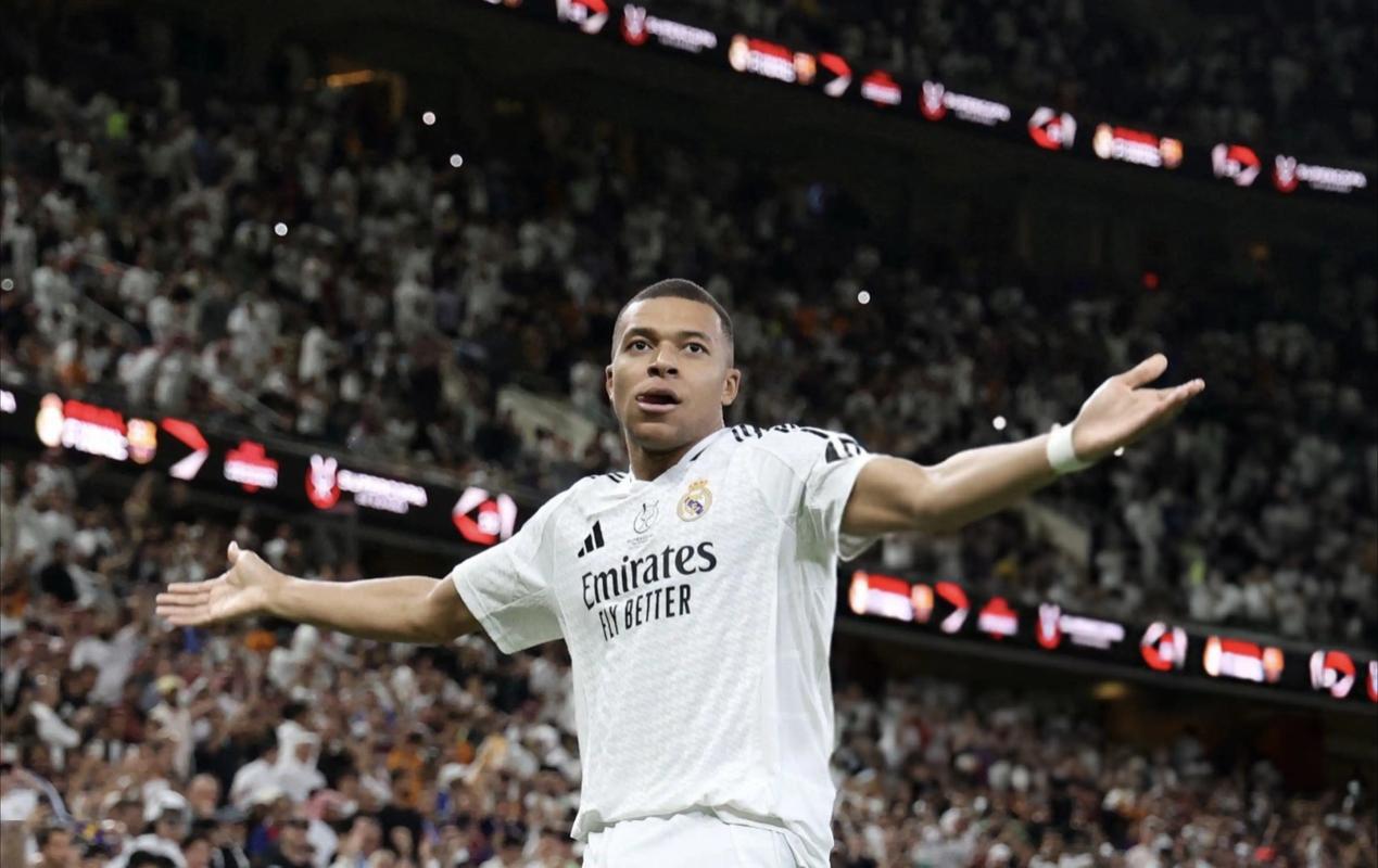 皇马巴萨踢过欧联吗