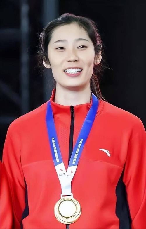 朱婷排球比赛经历