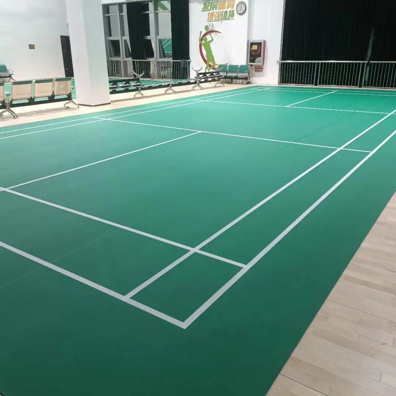 户外羽毛球场地用什么材料
