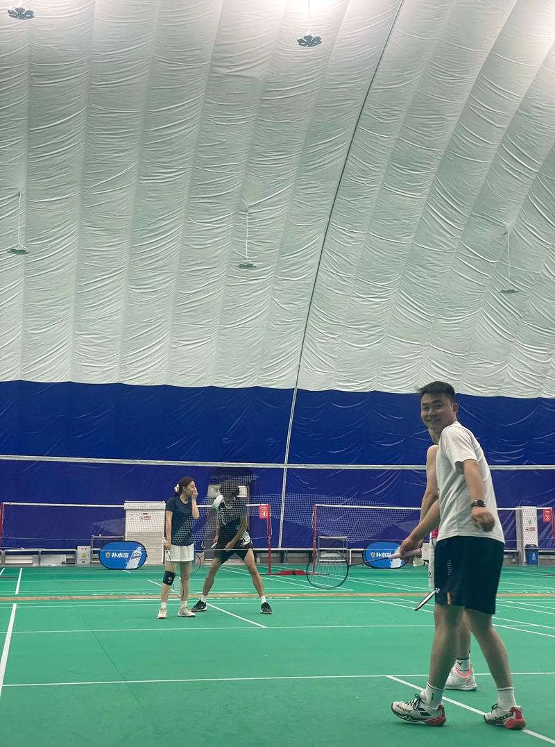 打羽毛球会上瘾吗