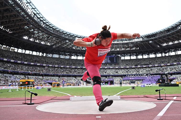 东京奥运会女子铅球银牌成绩